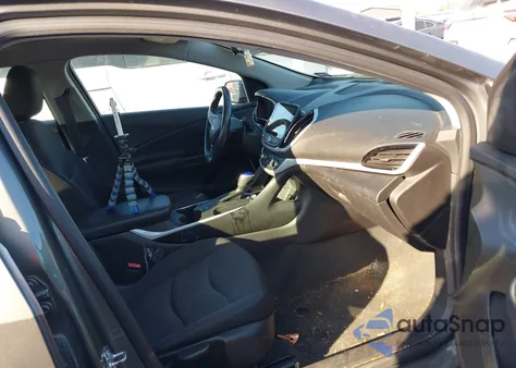 2017 Chevrolet Volt Lt from USA, damaged, VIN 1G1RC6S56HU201375